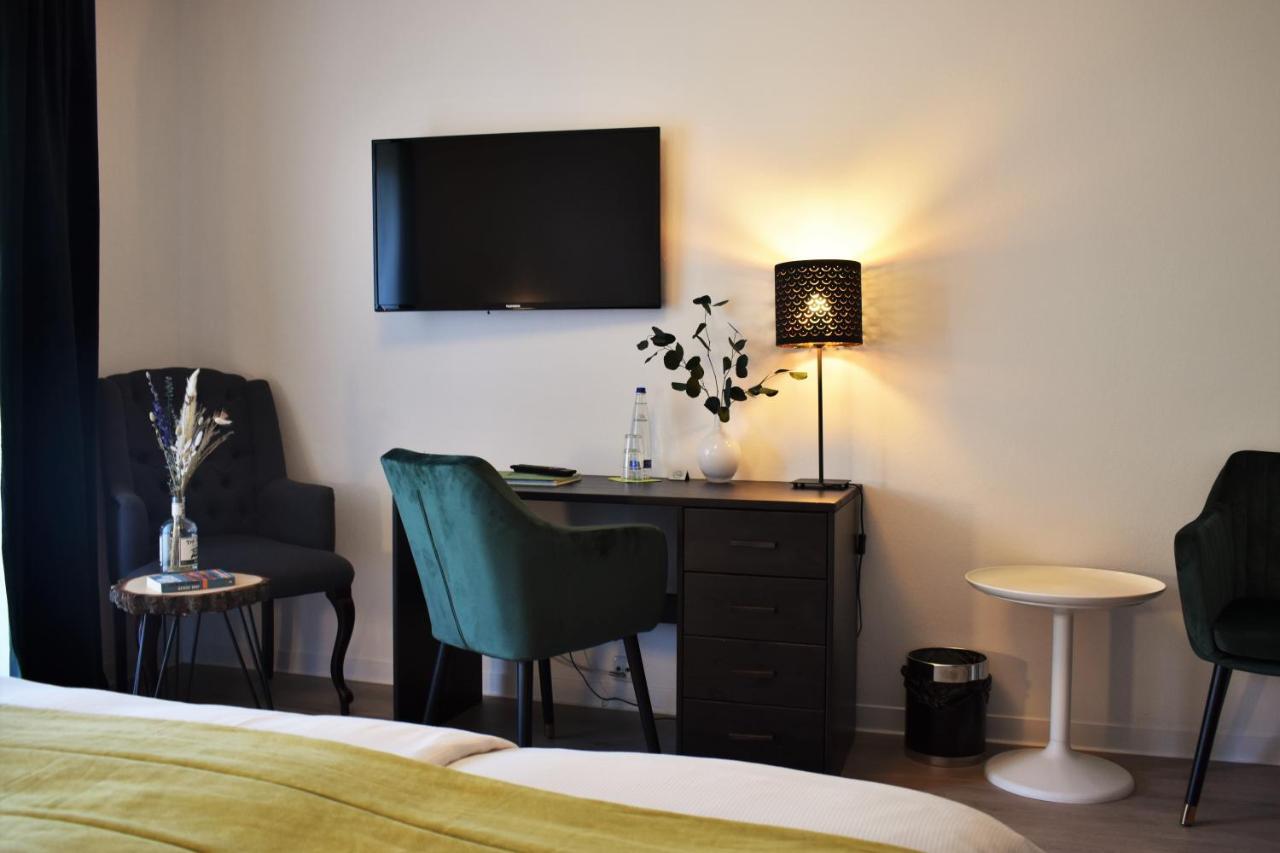 Hotel Zum See Garni ดีสเซิน อัม อัมเมอร์เซ ภายนอก รูปภาพ