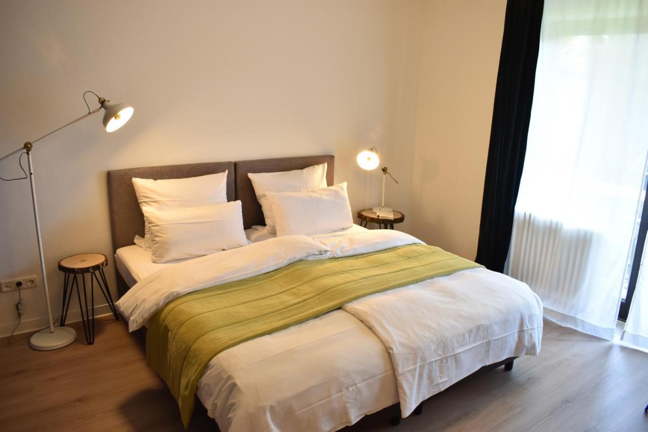 Hotel Zum See Garni ดีสเซิน อัม อัมเมอร์เซ ภายนอก รูปภาพ