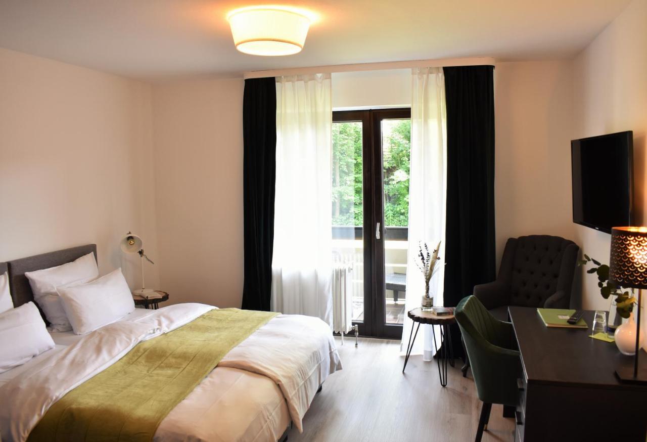 Hotel Zum See Garni ดีสเซิน อัม อัมเมอร์เซ ภายนอก รูปภาพ