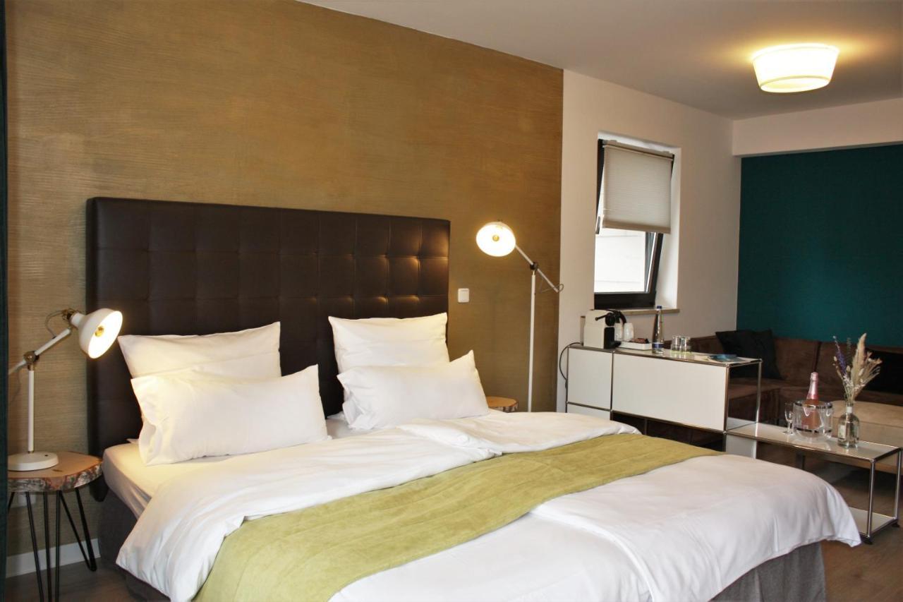 Hotel Zum See Garni ดีสเซิน อัม อัมเมอร์เซ ภายนอก รูปภาพ