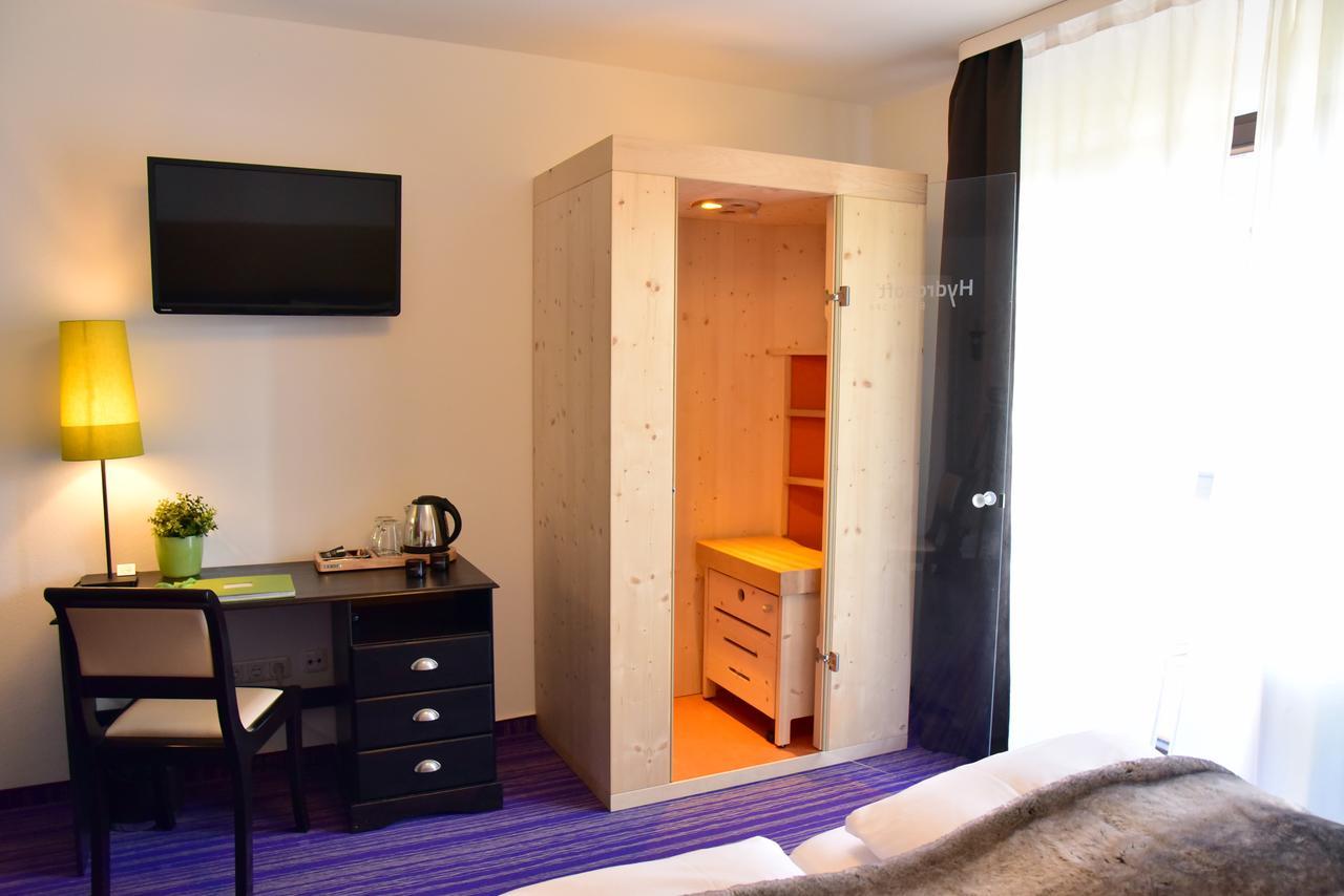Hotel Zum See Garni ดีสเซิน อัม อัมเมอร์เซ ภายนอก รูปภาพ